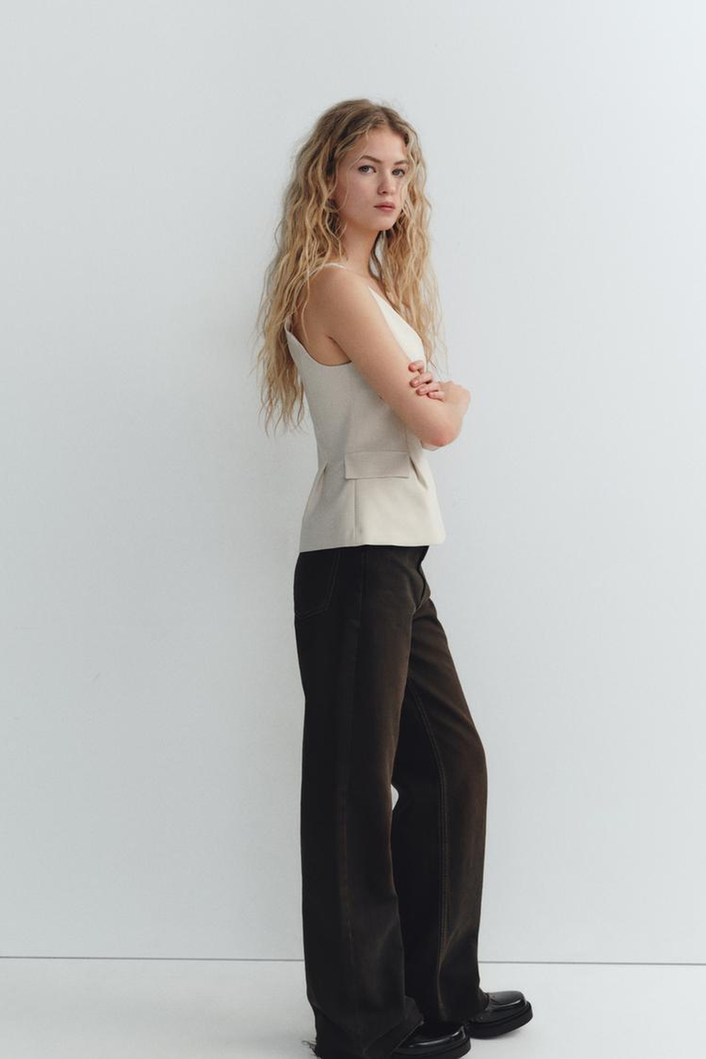 ZARA ТОП С БАСКОЙ И КЛАПАНАМИ, СВЕТЛО-ПЕСОЧНЫЙ