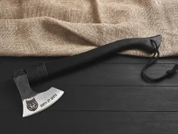 Кованый топор "Брату от брата", гравировка "Волк", рукоять черный мореный ясень