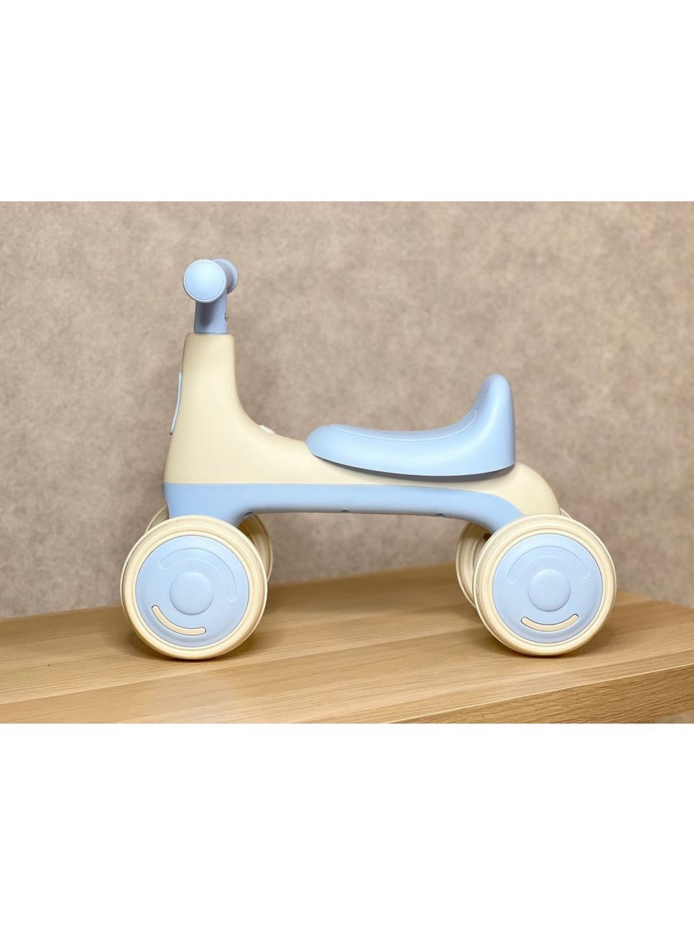 Беговел от 2 лет с музыкой голубой (74737-1)
