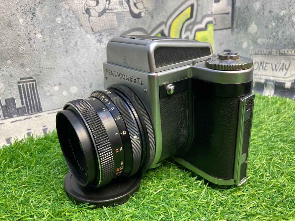Pentacon Six TL MC Biometar 2.8/80