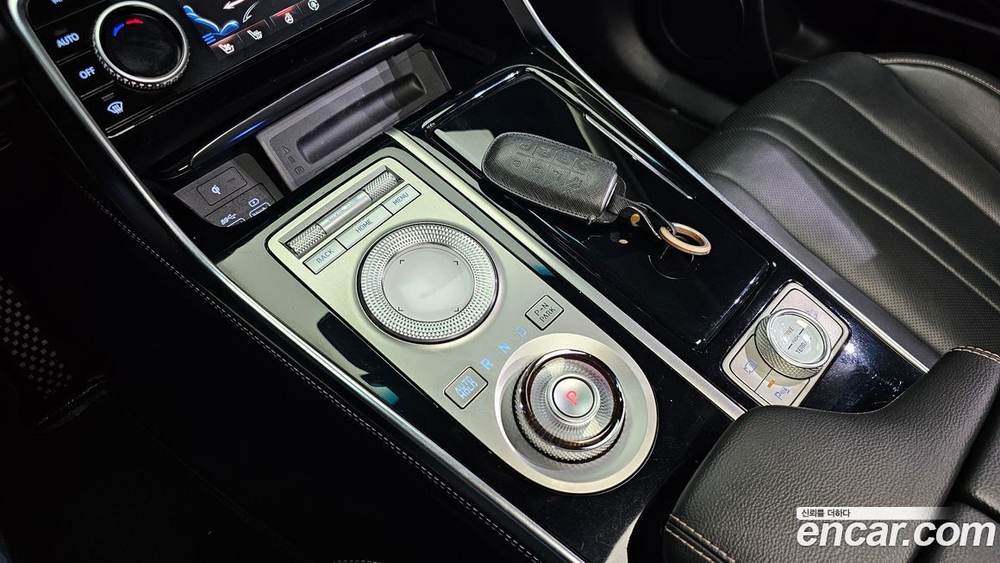 Genesis GV80 2.5T Бензин AWD (01.2022)