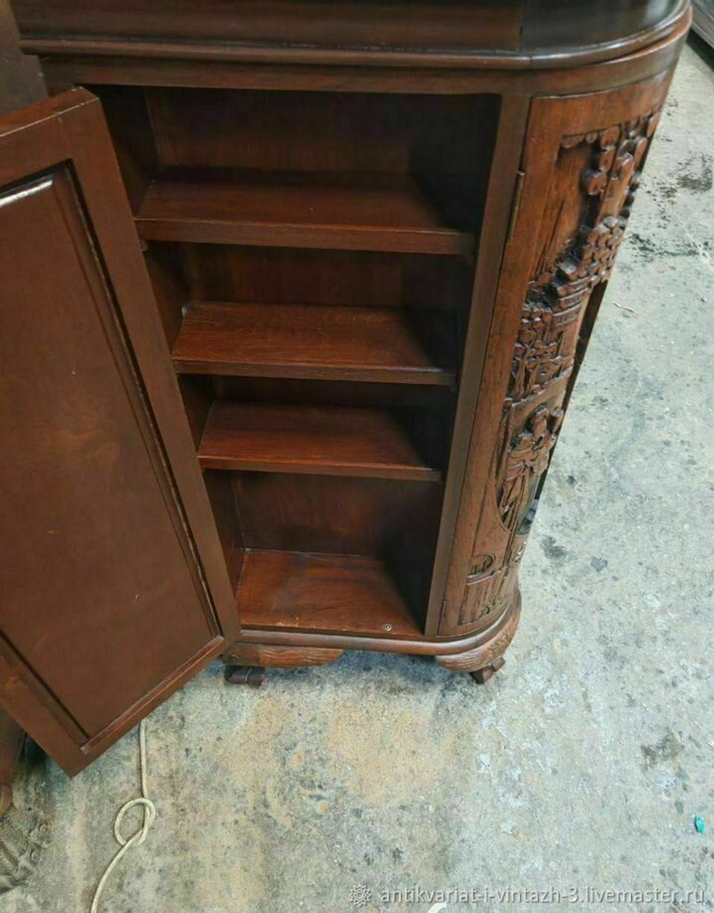 Старинный бар в китайском стиле