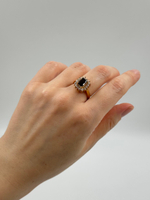 Кольцо с кристаллами