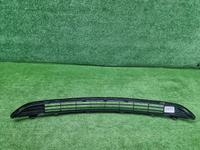 Решетка переднего бампера Toyota RAV 4 CA40 15-19