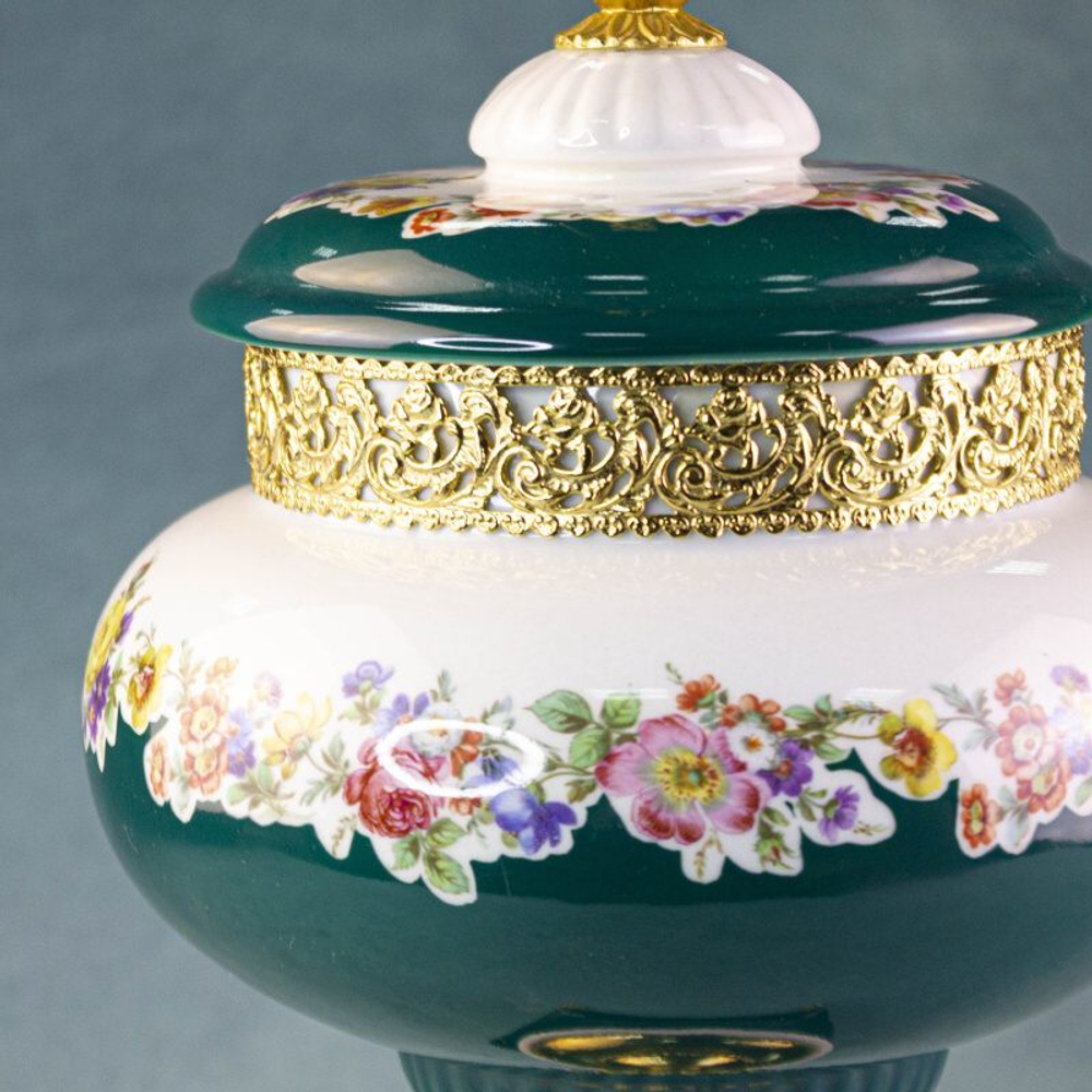 Ваза для середины стола в дворцовом стиле