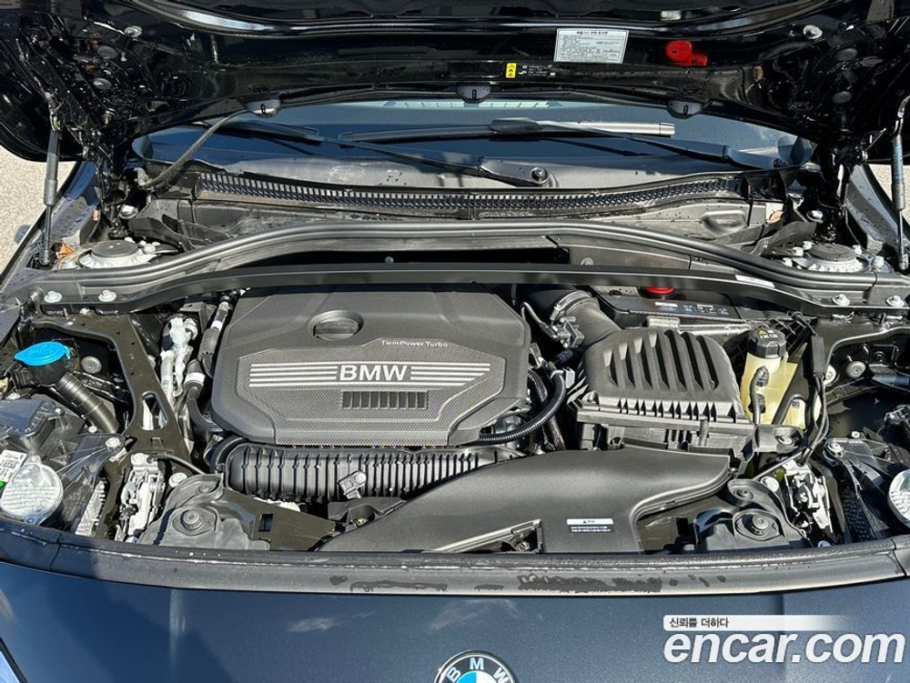 BMW 1 Series (F40) 120i Sports (09.2023)