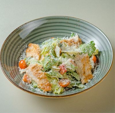 Цезарь с курицей