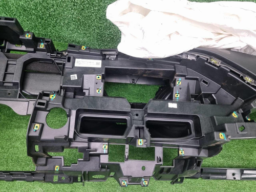 Торпедо Geely Tugella (2019-2024)