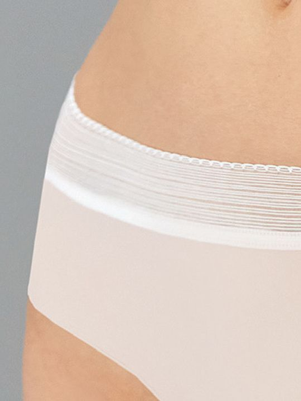 Трусики-слип со средней линией талии Delight Trim (Размер: S) (Цвет: молочный)