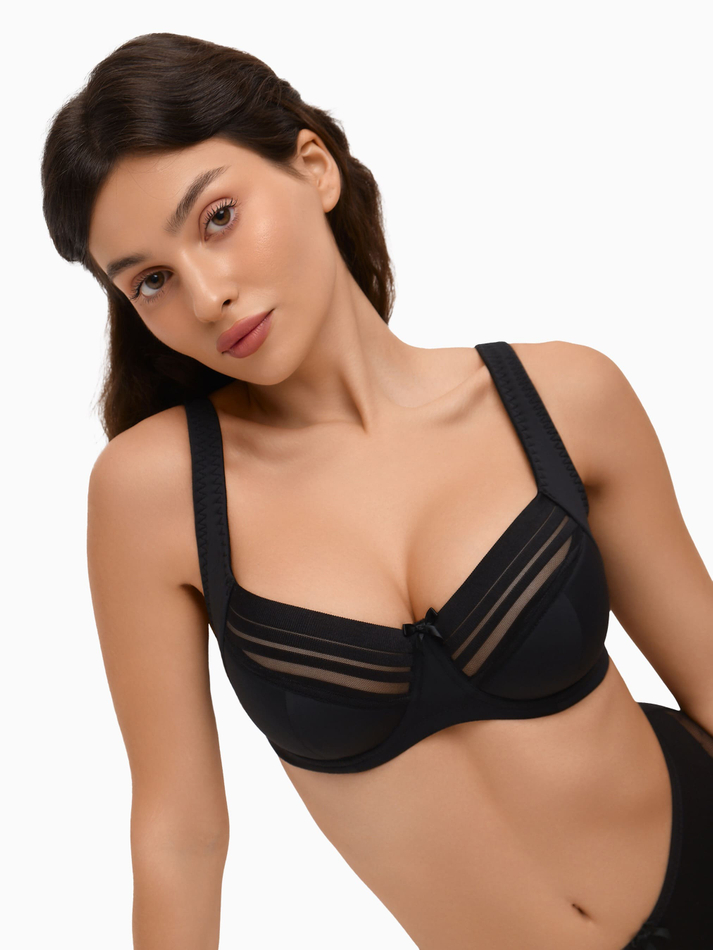 Бюстгальтер OIRO с чашками на спонже и на косточках Lily