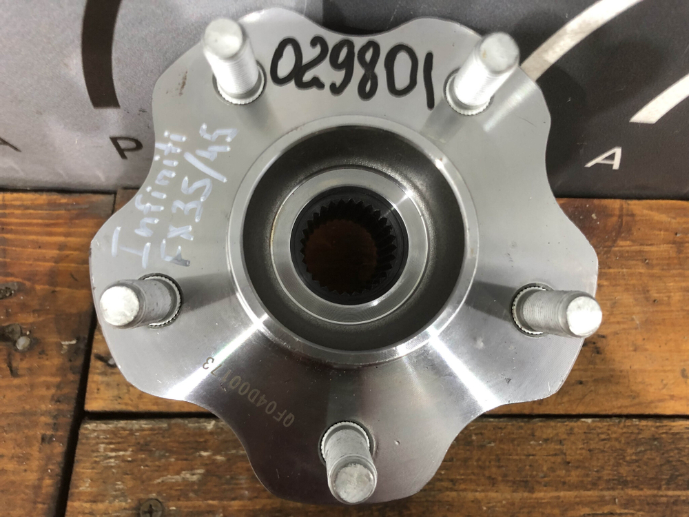 Ступица задняя Infiniti FX 1 02-09 Новая QuattroFreni QF04D00173