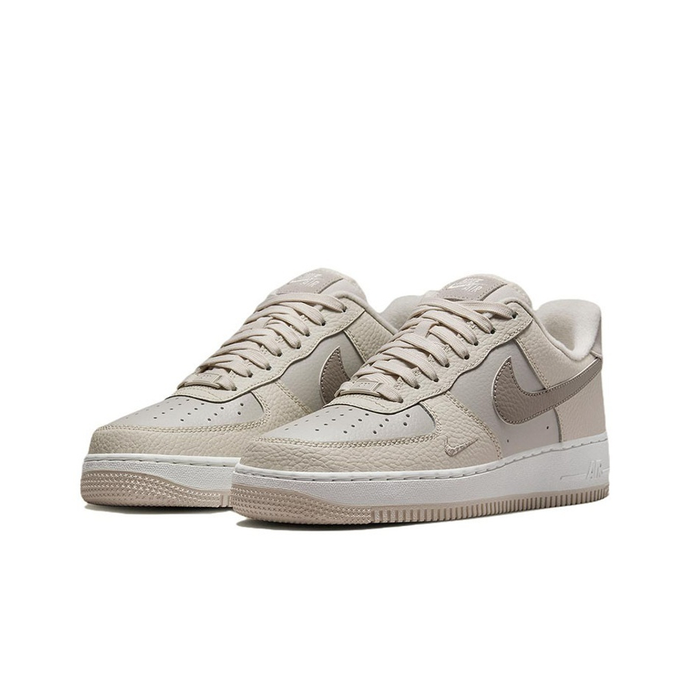 Кроссовки Nike Air Force 1 Low Moon Fossil