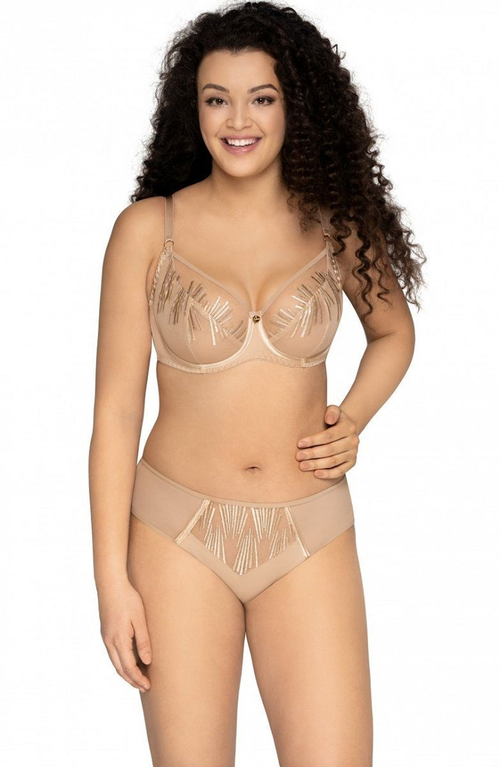 Бюстгальтер plus size с мягкой чашечкой и эффектной вышивкой (Размер: 105F) (Цвет: белый)