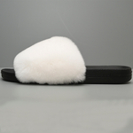 Шлепки из меха кролика рекс "Белый"