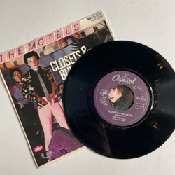 Винтажная виниловая пластинка LP The Motels Closets and Bullets (Germany 1979) 7 дюймов, 45 RPM, Single
