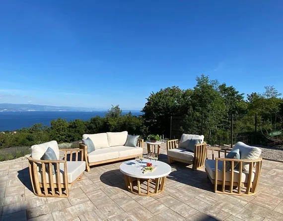 Комплект уличной мебели Woodland из массива эвкалипта, диван, 2 кресла, столик