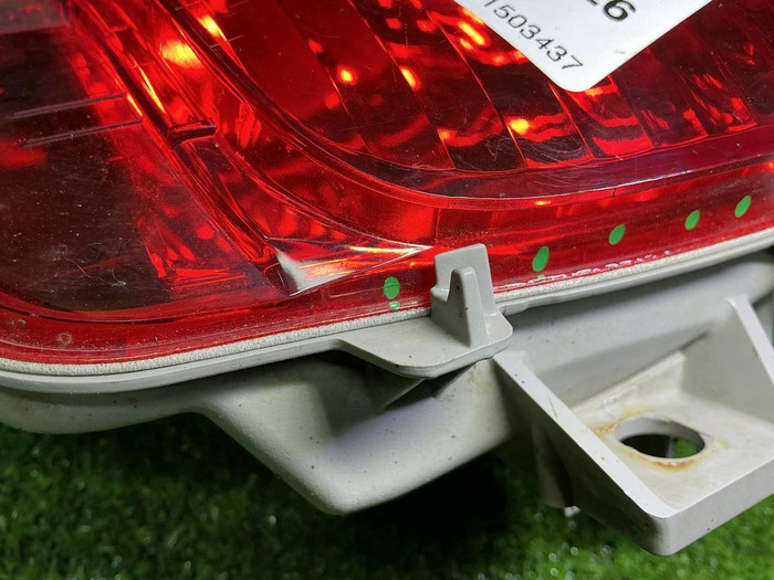 ПТФ правый Toyota Land Cruiser 200 (2015-2021)