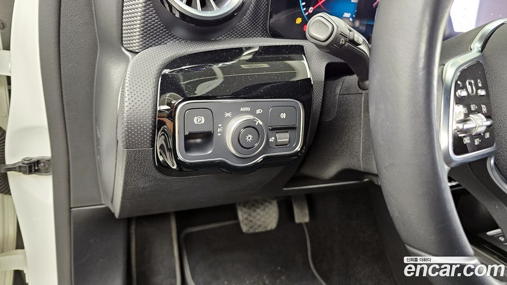Mercedes-Benz A-Class W177 A220 Hatchback (07.2022)