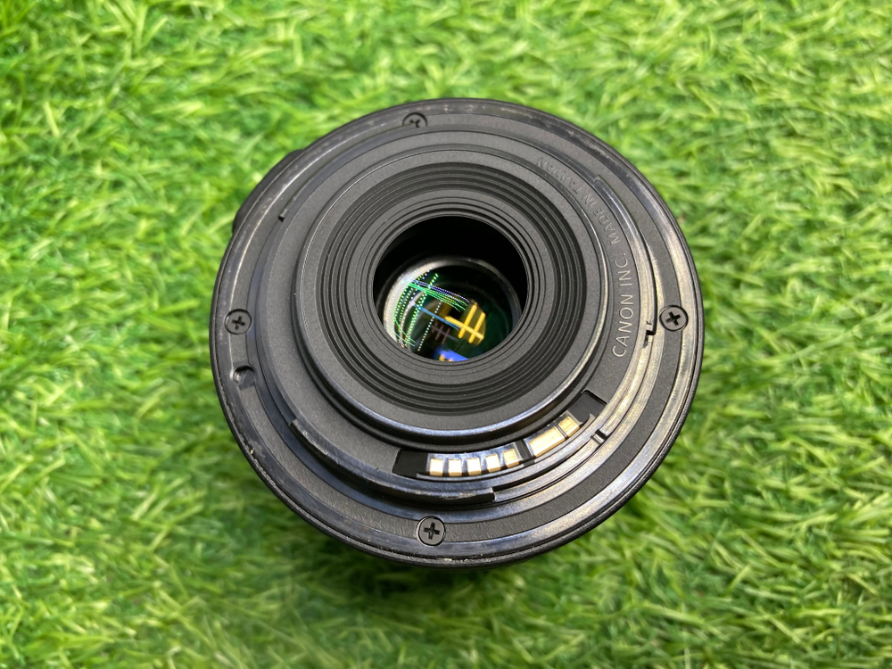 Canon 2000D Kit 18-55mm 3.5-5.6 III