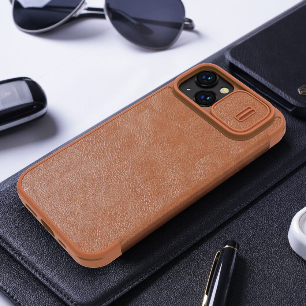 Кожаный чехол-книжка Nillkin Leather Qin Pro c защитой камеры для iPhone 14 Plus