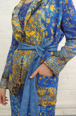 Комплект (платье и жакет), по мотивам старинного индийского ковра