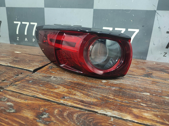 Фонарь задний левый Mazda CX-5 2 (KF) 17-21 Б/У Оригинал K12351160H