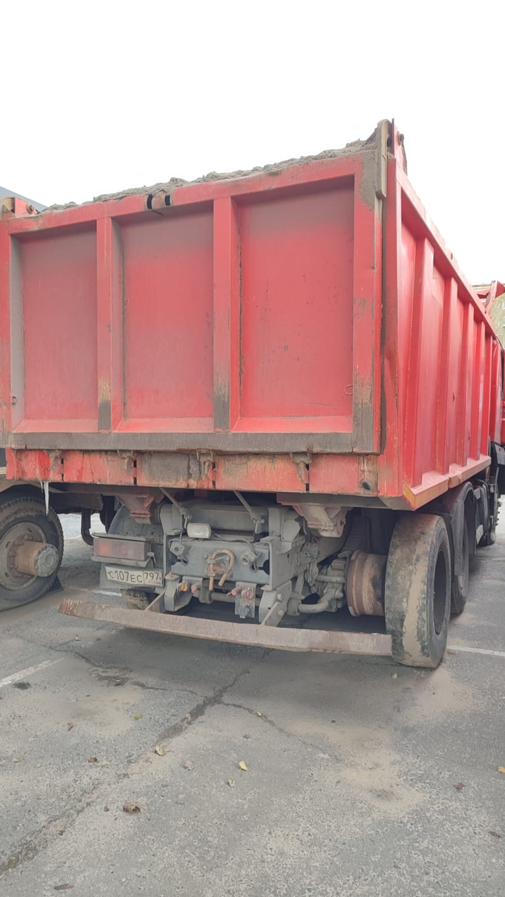 МАЗ 6501* 6x4 Самосвал 650128-8520-000 (Дизельный, 11,6 л, 423 л.с., МТ)