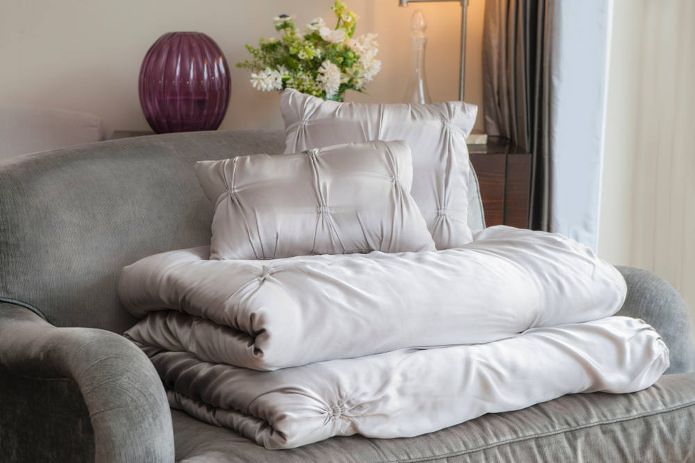 Покрывало шелковое 270х270 Gingerlily Etoile Англия