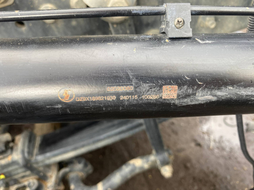 Цилиндр подъема кабины 2024г