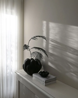 Ваза 101 Copenhagen Bloom Vase, Mini, Black, черный