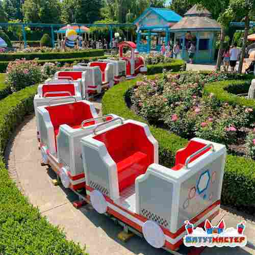 Рельсовый аттракцион для детей «Звонкий путешественник», 5 вагонов, 11 мест