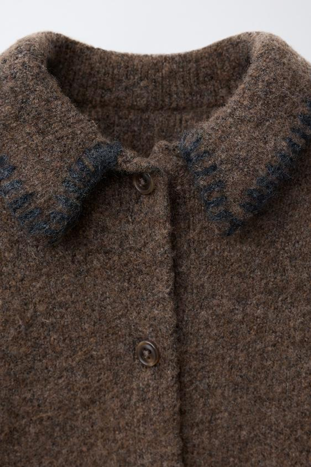 ZARA ВЯЗАНЫЙ КОМБИНЕЗОН С КОНТРАСТНЫМИ ДЕТАЛЯМИ, КОРИЧНЕВЫЙ