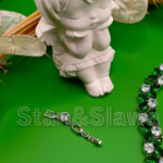 Набор украшений из кубического циркония.