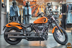 Street Bob 114 - 2021 Baja Orange