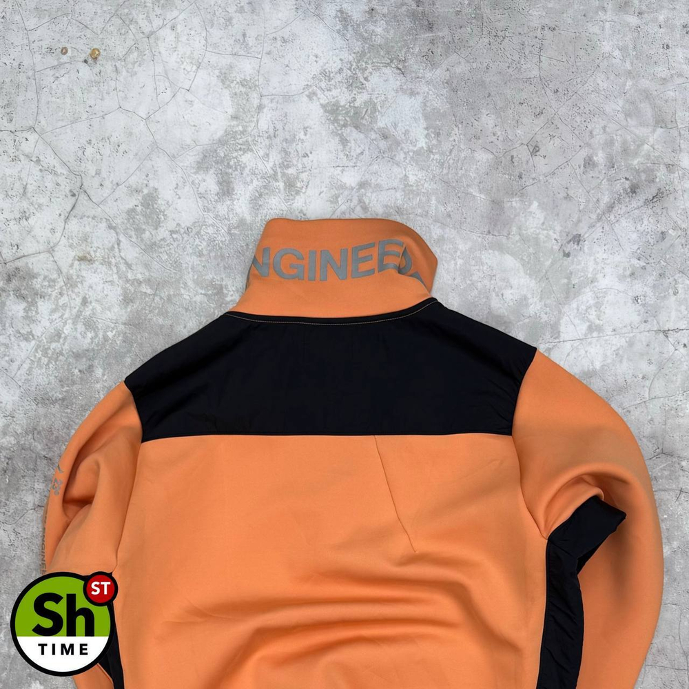 Кофта AirJordan Engineered.