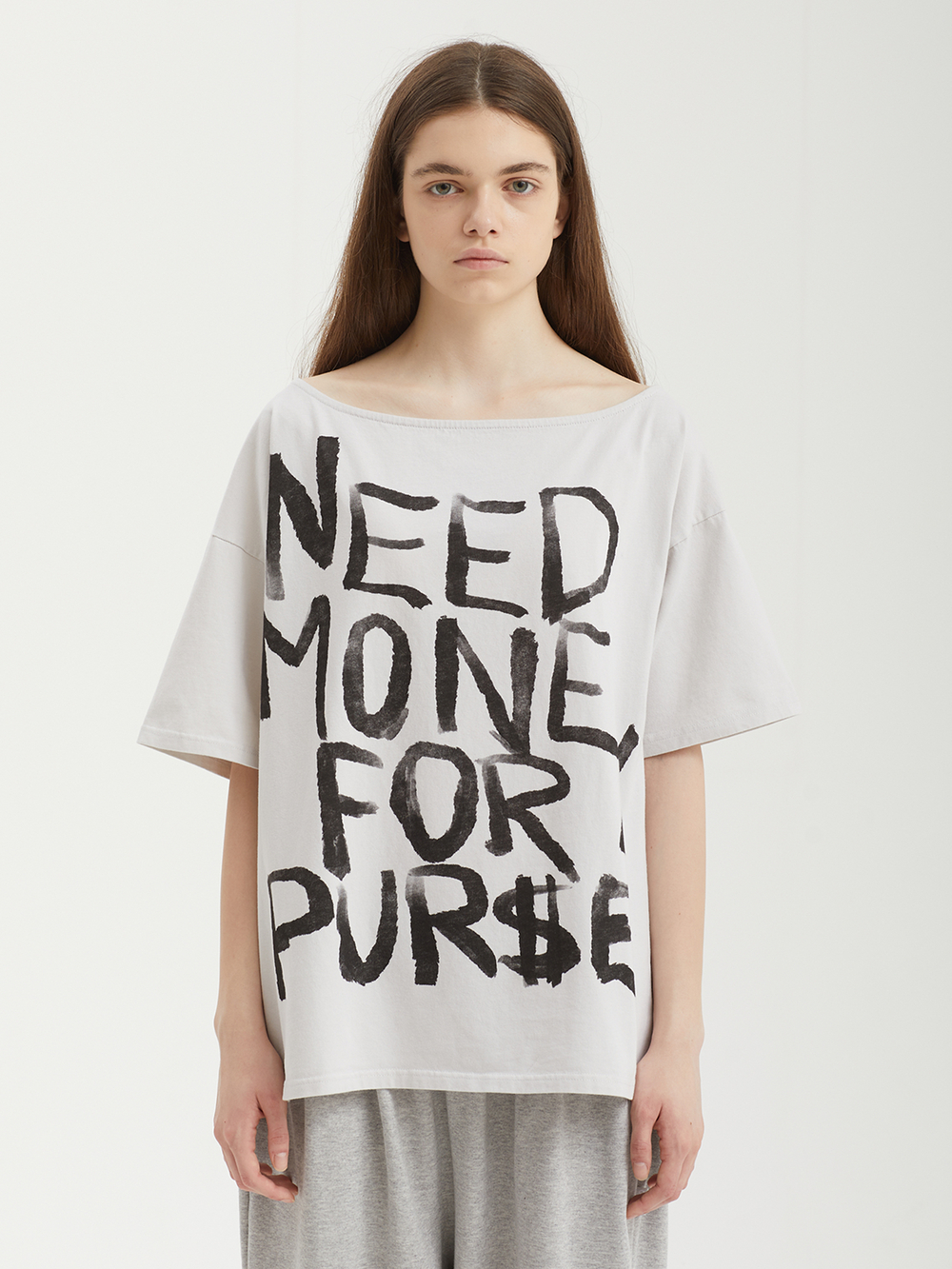 Женская Футболка Broke Af Off White Text Graphic Off Shoulder Oversized