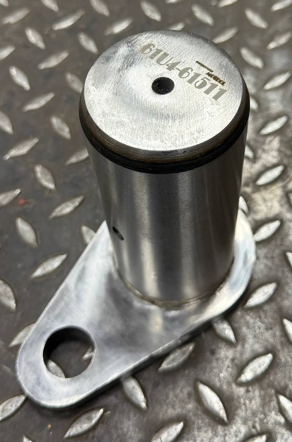 Палец 61U4-61511