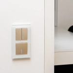 Рамка из стекла на 2 поста Favorit белый W0021101