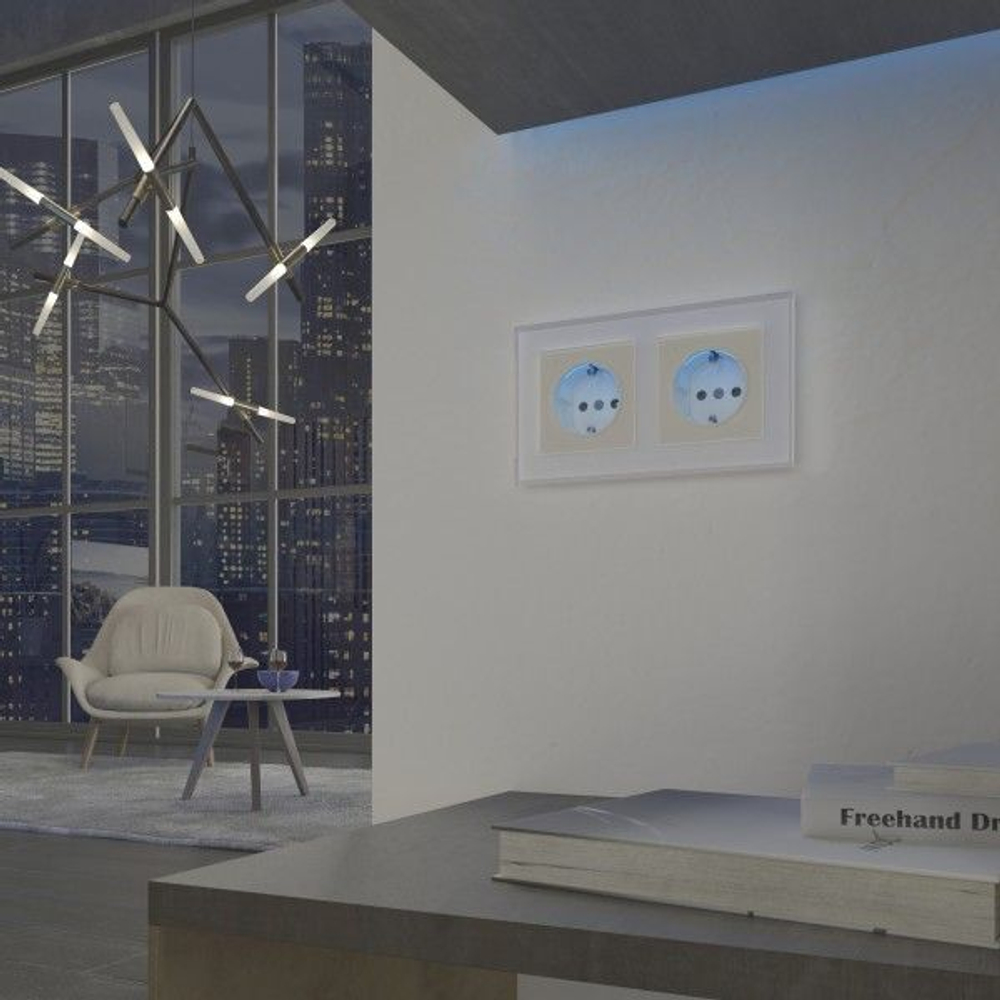 Розетка с подсветкой (слоновая кость)