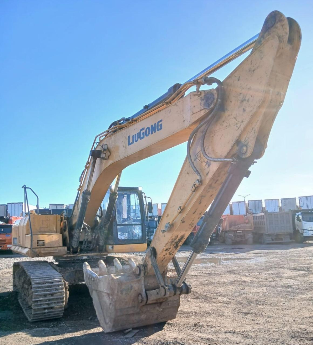 LiuGong CLG933 Экскаватор CLG933E	 (Дизельный, 6,7 л, 230 л.с., АТ)