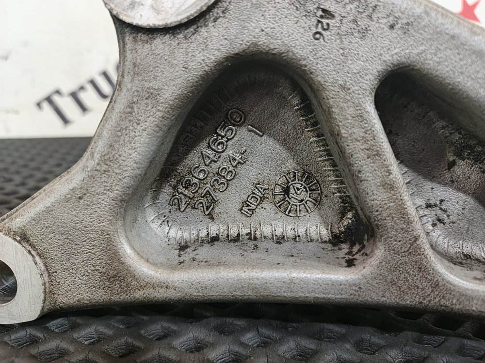 Кронштейн двигателя задний