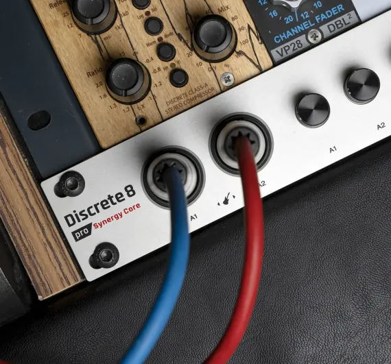 Antelope Audio Discrete 8 Pro Synergy Core