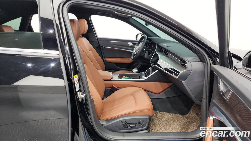 Audi A6 (C8) 40 TDI Premium (08.2022)