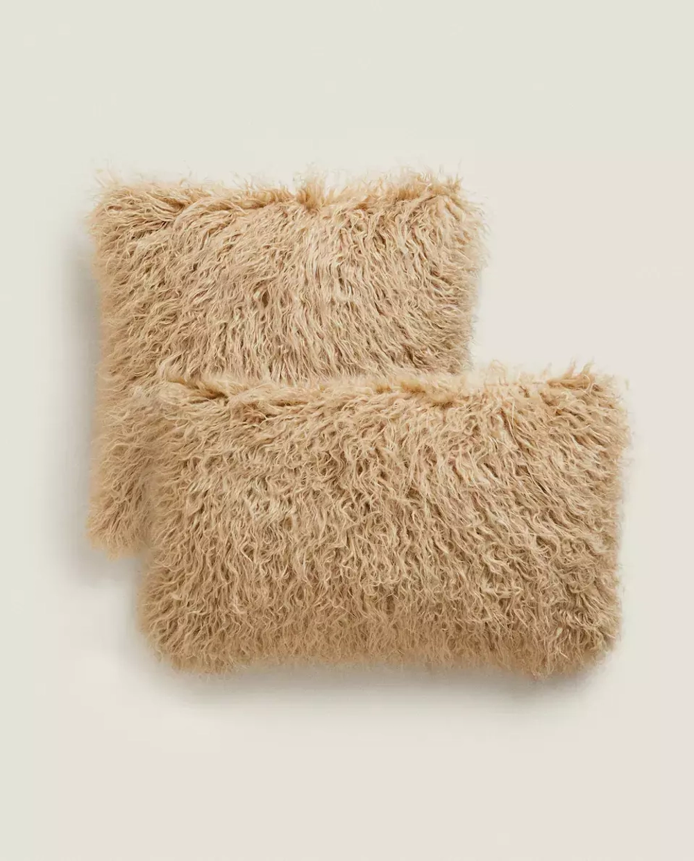 ZARA HOME ЧЕХОЛ НА ПОДУШКУ ИЗ ИСКУССТВЕННОГО МЕХА, БЕЖЕВЫЙ