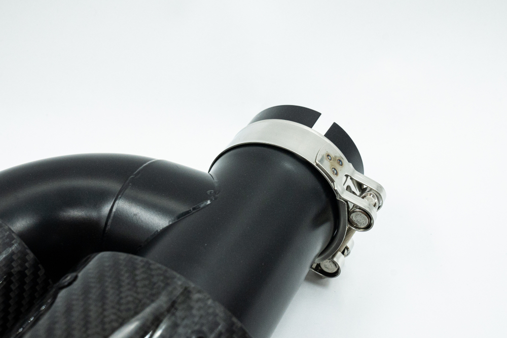 Насадка на глушитель AFM2-63-93R карбон ЧЕРНАЯ бок вход