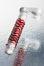 Стимулятор-фаллос из стекла (Цвет: прозрачный с бордовым)