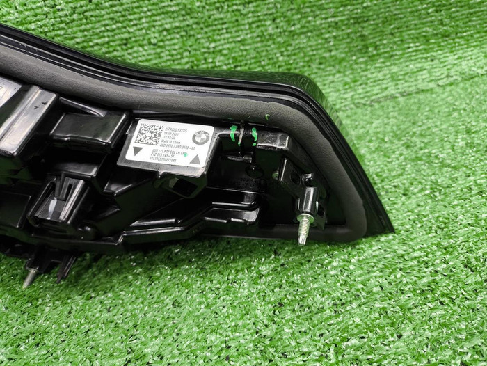 Фонарь левый внутренний BMW X3 G01 (2021-н.в.)