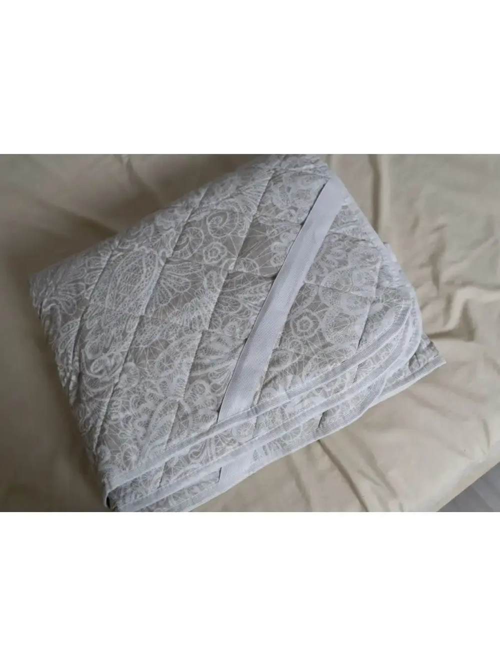 Наматрасник 180х200, на резинках, стёганный, хлопок, лен.