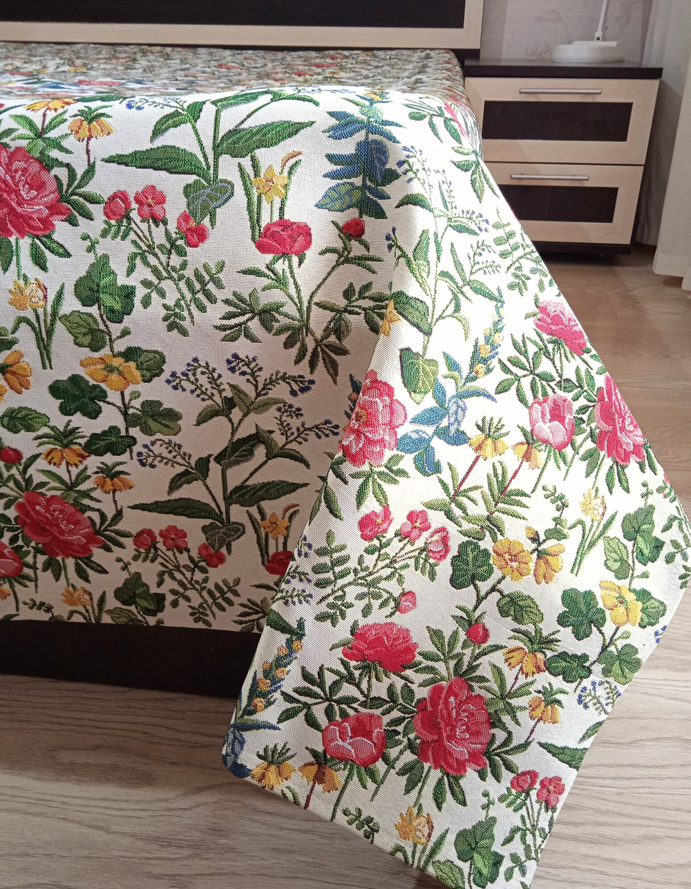 Покрывало гобеленовое Цветочный сад евро (240х200)