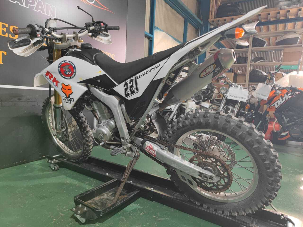 Yamaha WR250R , 2011